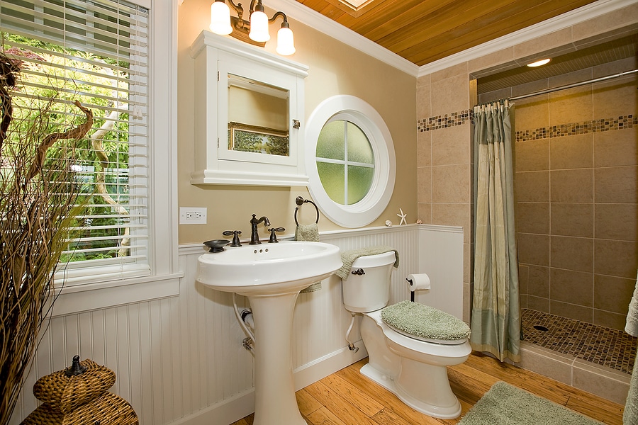 Modern bathroom with soft light and green and brown outdoors-like style