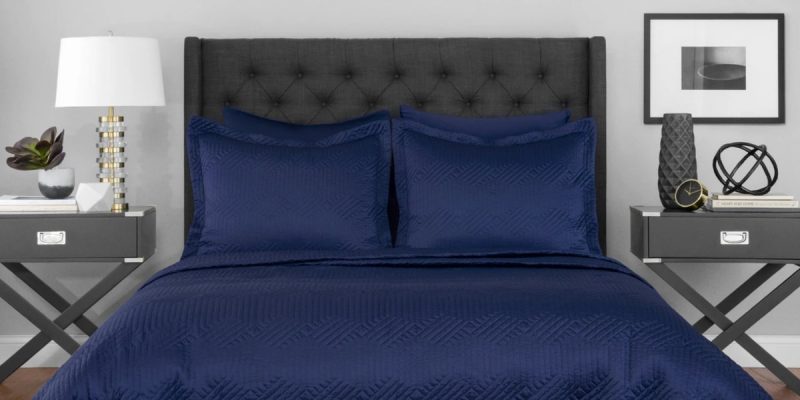 Lionel Richie Classic Navy Comforter Set in deep blues with matching pillowcases and shams
